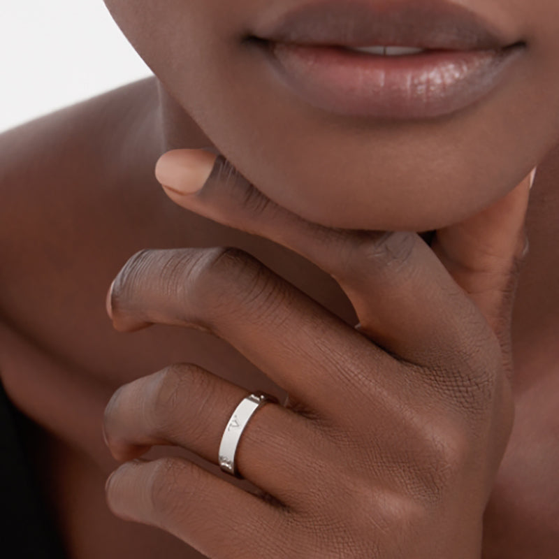 関税負担なし    ビー・ゼロワン リング   商品番号 .360420