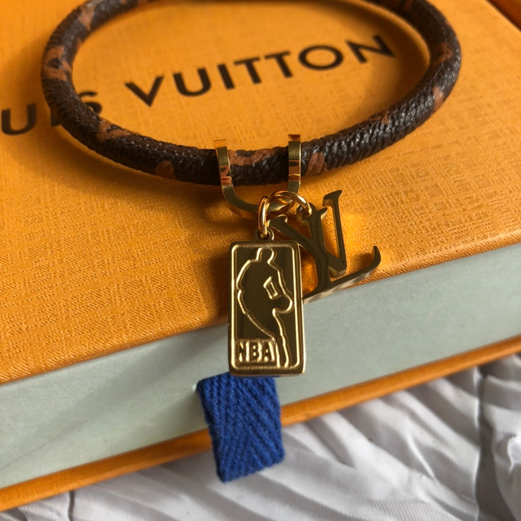 【2024】LV 関税負担なし（本物保証）ブレスレット LV&NBA
