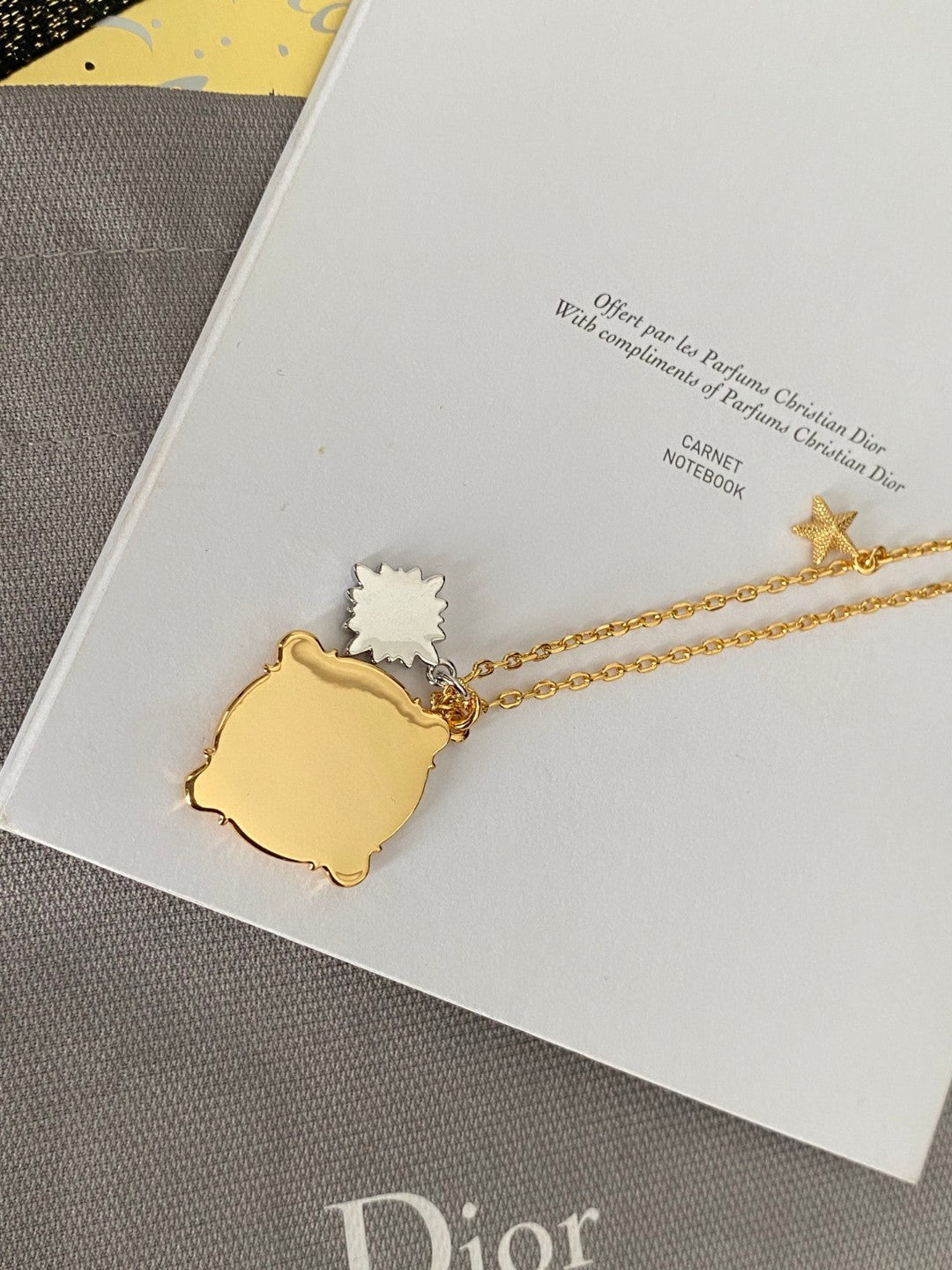 【関税負担なし】ネックレス、新しいネックレス万能シンプルファッションオーナメント