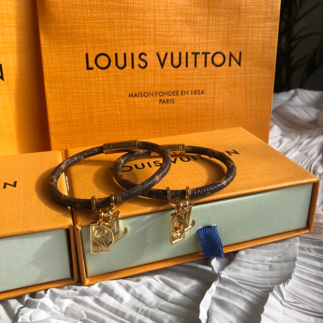 【2024】LV 関税負担なし（本物保証）ブレスレット LV&NBA