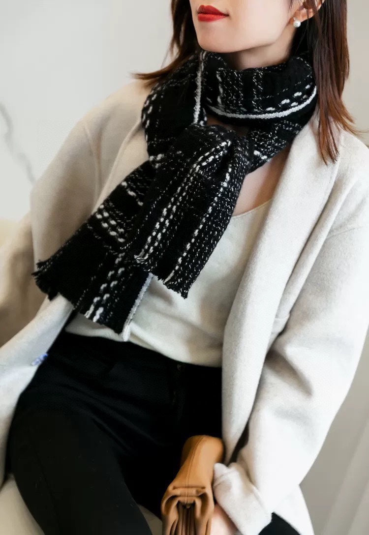 【関税負担なし  本物保証 】スカーフ185*30CM 241107