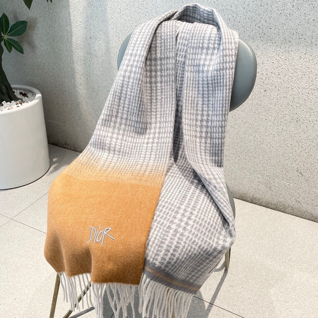 【関税負担なし  本物保証 】スカーフ32*200cm  241108