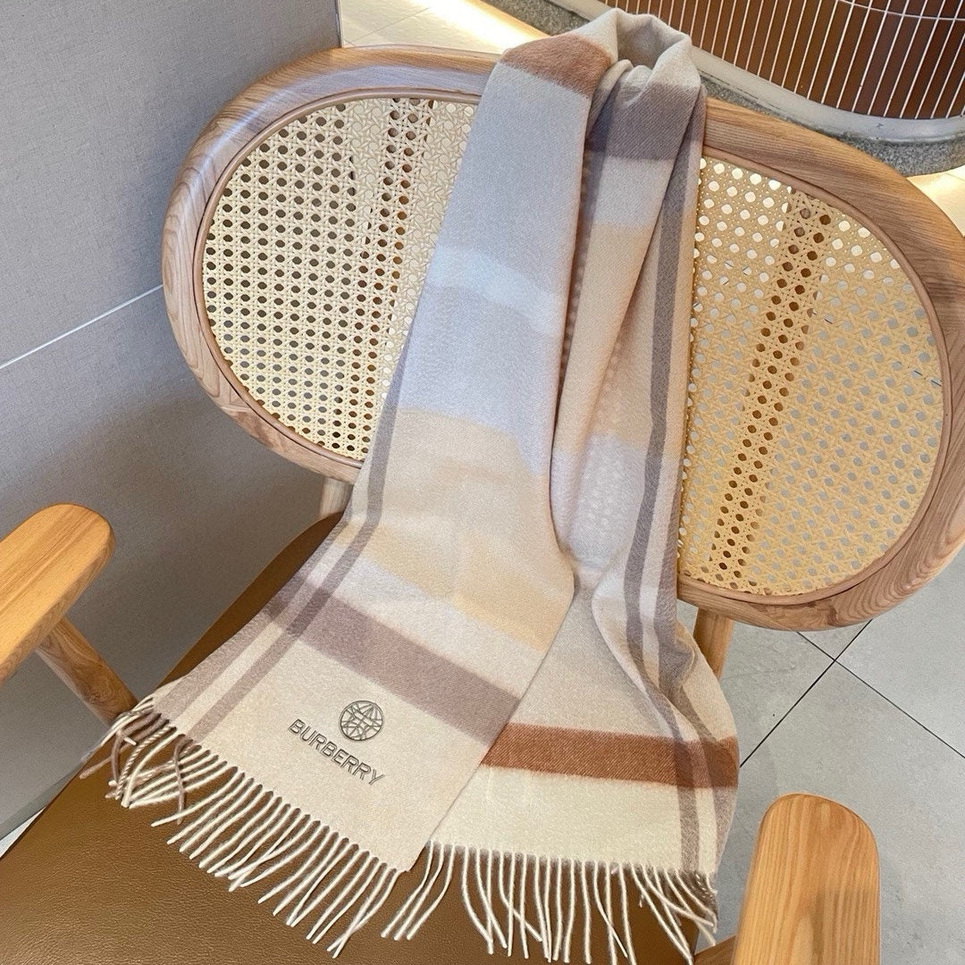 【関税負担なし  本物保証】スカーフ32*180CM  241108