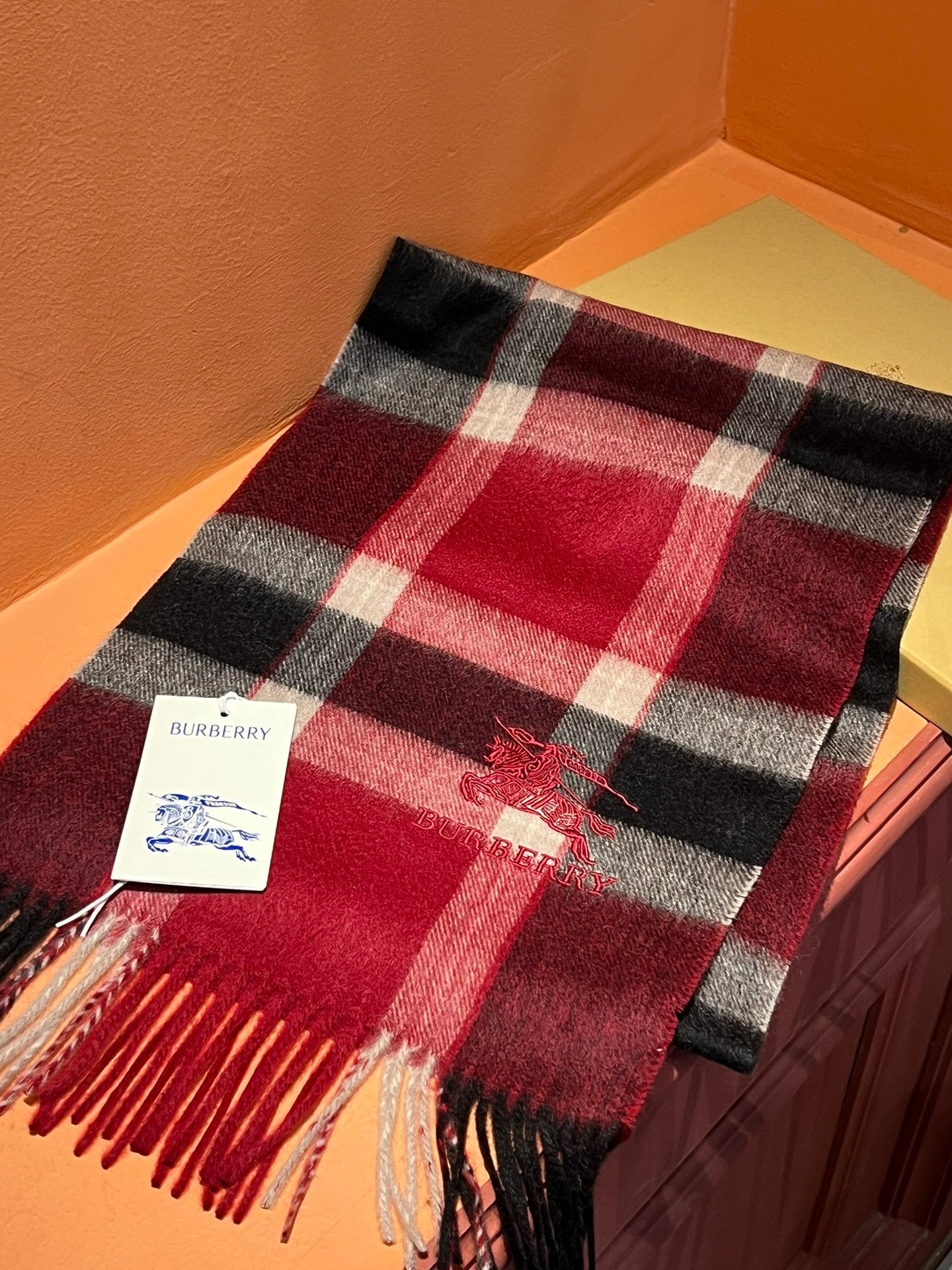 【関税負担なし  本物保証】スカーフ32*180CM  241108