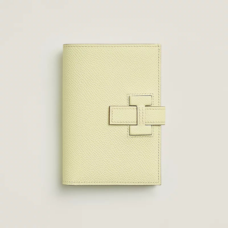 関税負担なし    新作 H Passant ショートウォレット    Ref:H085779CKI8
