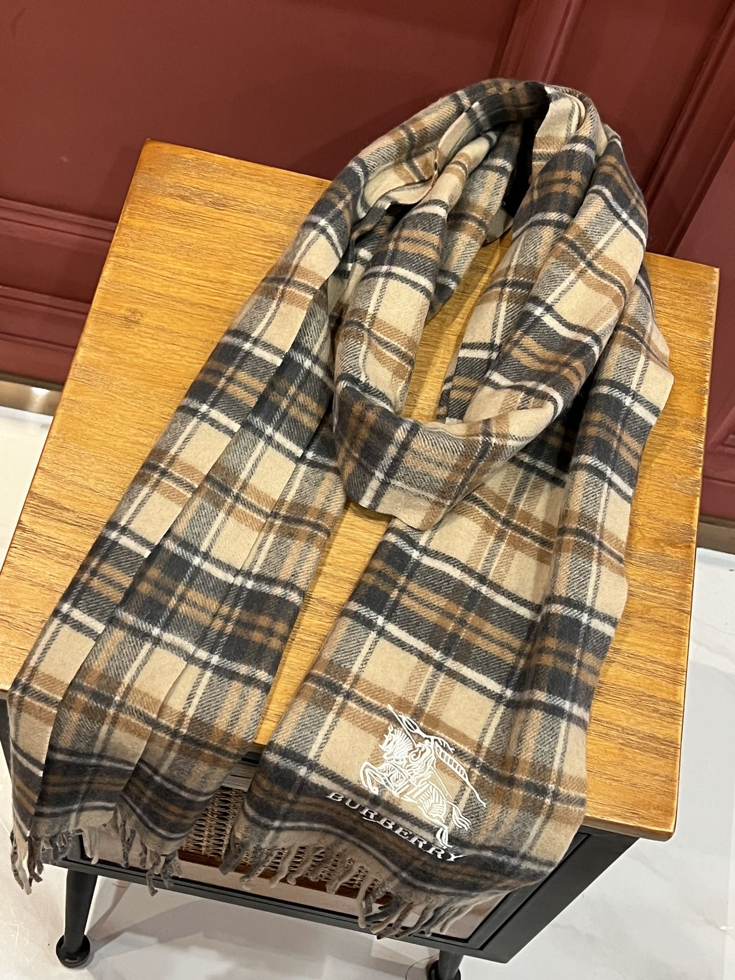 【関税負担なし  本物保証】スカーフ35*190CM  241108