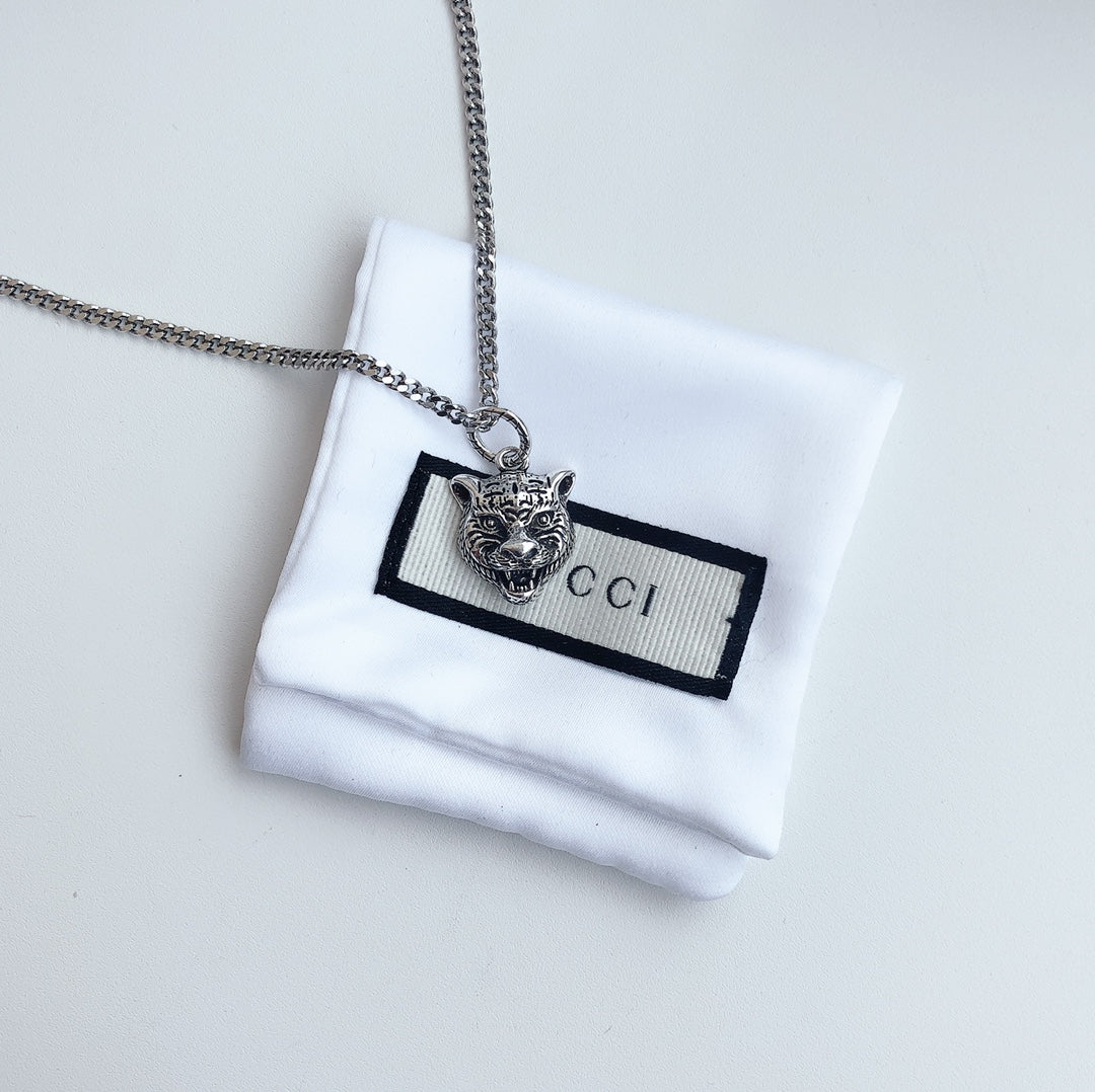 【2024】【関税負担なし】ネックレス、新しいネックレス万能シンプルファッションオーナメント