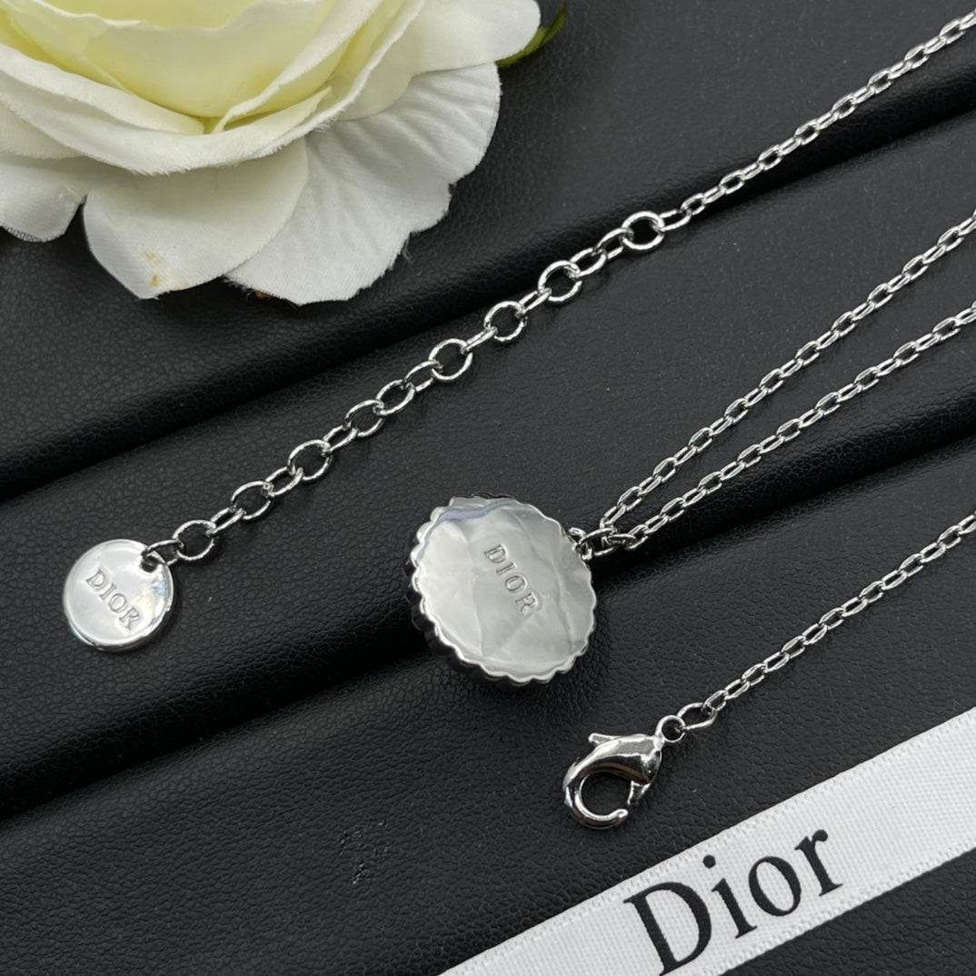 【関税負担なし】ネックレス、新しいネックレス万能シンプルファッションオーナメント