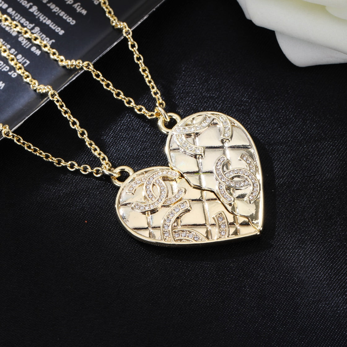 【2024】【関税負担なし】ネックレス、新しいネックレス万能シンプルファッションオーナメント