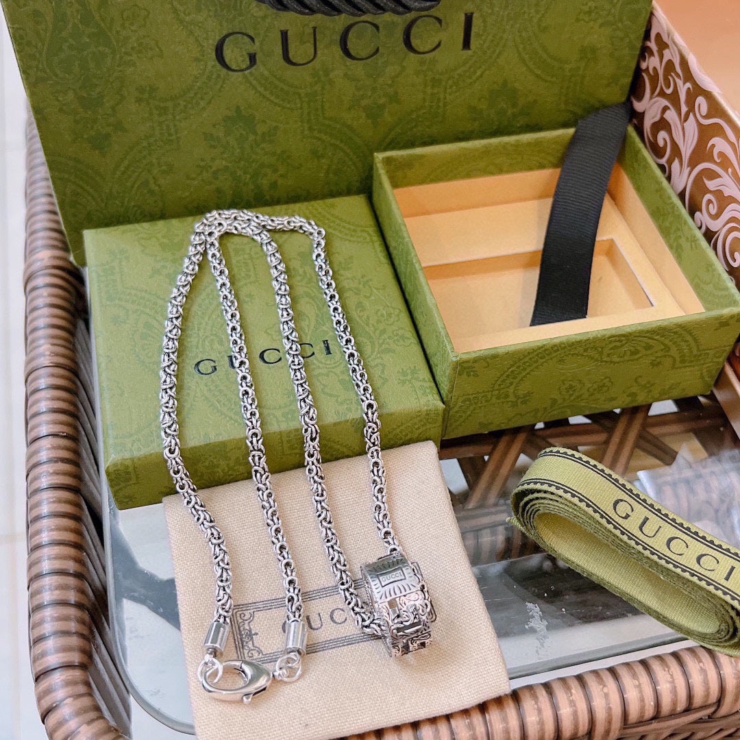 【2024】【関税負担なし】ネックレス、新しいネックレス万能シンプルファッションオーナメント