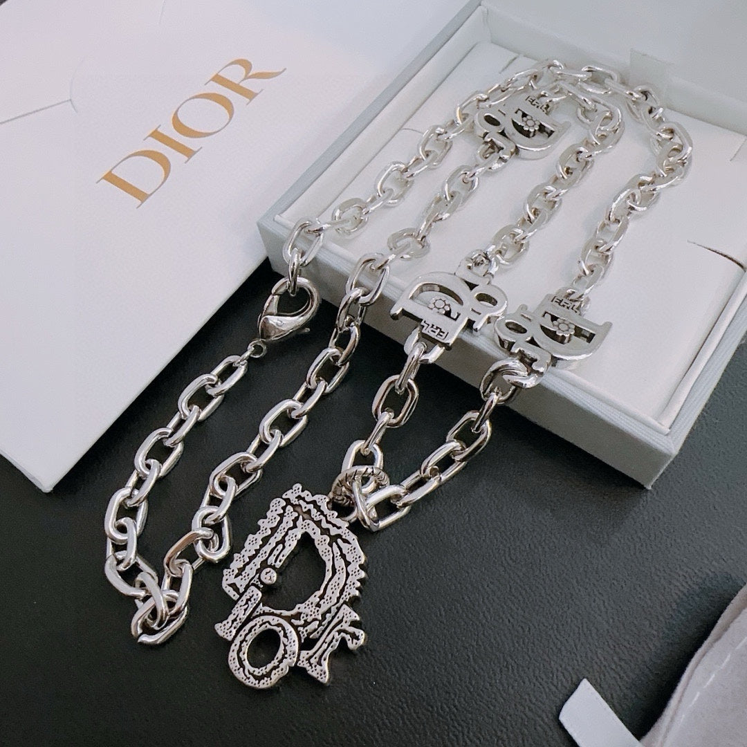 【関税負担なし】ネックレス、新しいネックレス万能シンプルファッションオーナメント240812